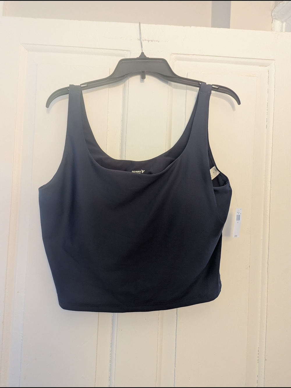 Old Navy Black Scoop-Neck Cropped Tank